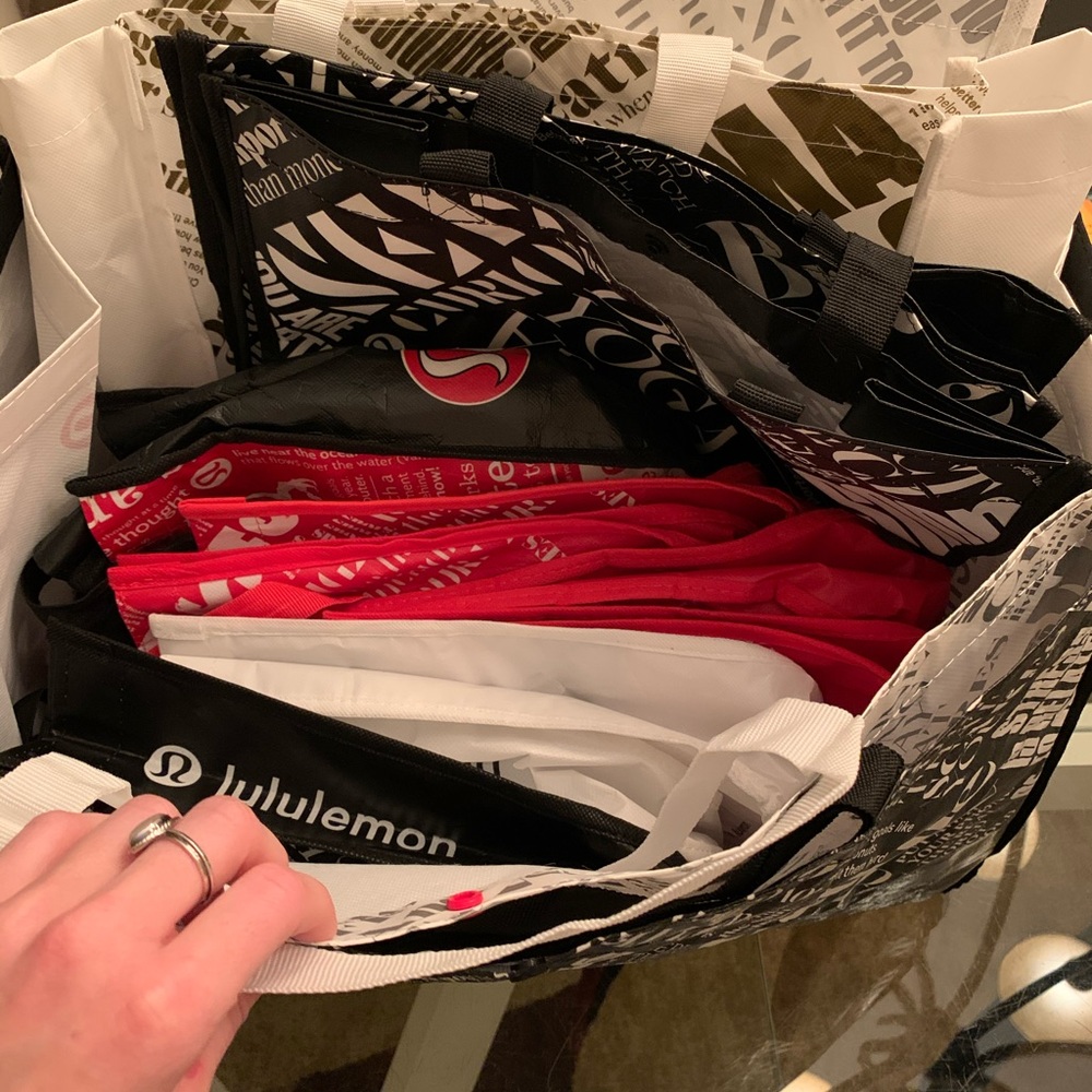 Big bundle Lululemon bag